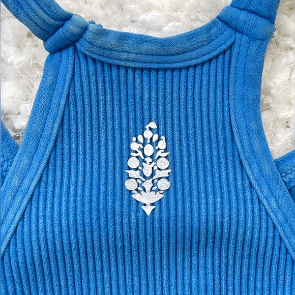 NWOT Free People Happiness Runs Long Crop Top Blue Size XS/Small - Picture 8 of 9